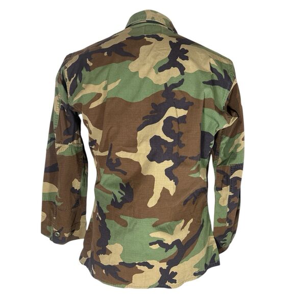 Vintage US Army Hot Weather Woodland Camo Field Coat Jacket 807 Medical Brigade - Picture 6 of 11